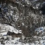 فندق Turpi