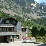 Turpi فندق 2*