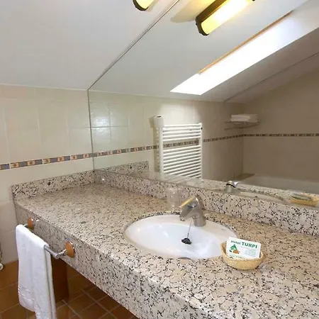 Hotel Turpí 2*