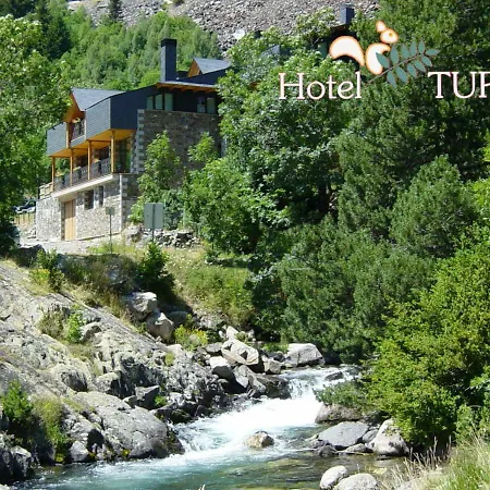 Hotel Turpí 2*