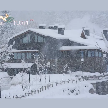 Hotel Turpi 2*